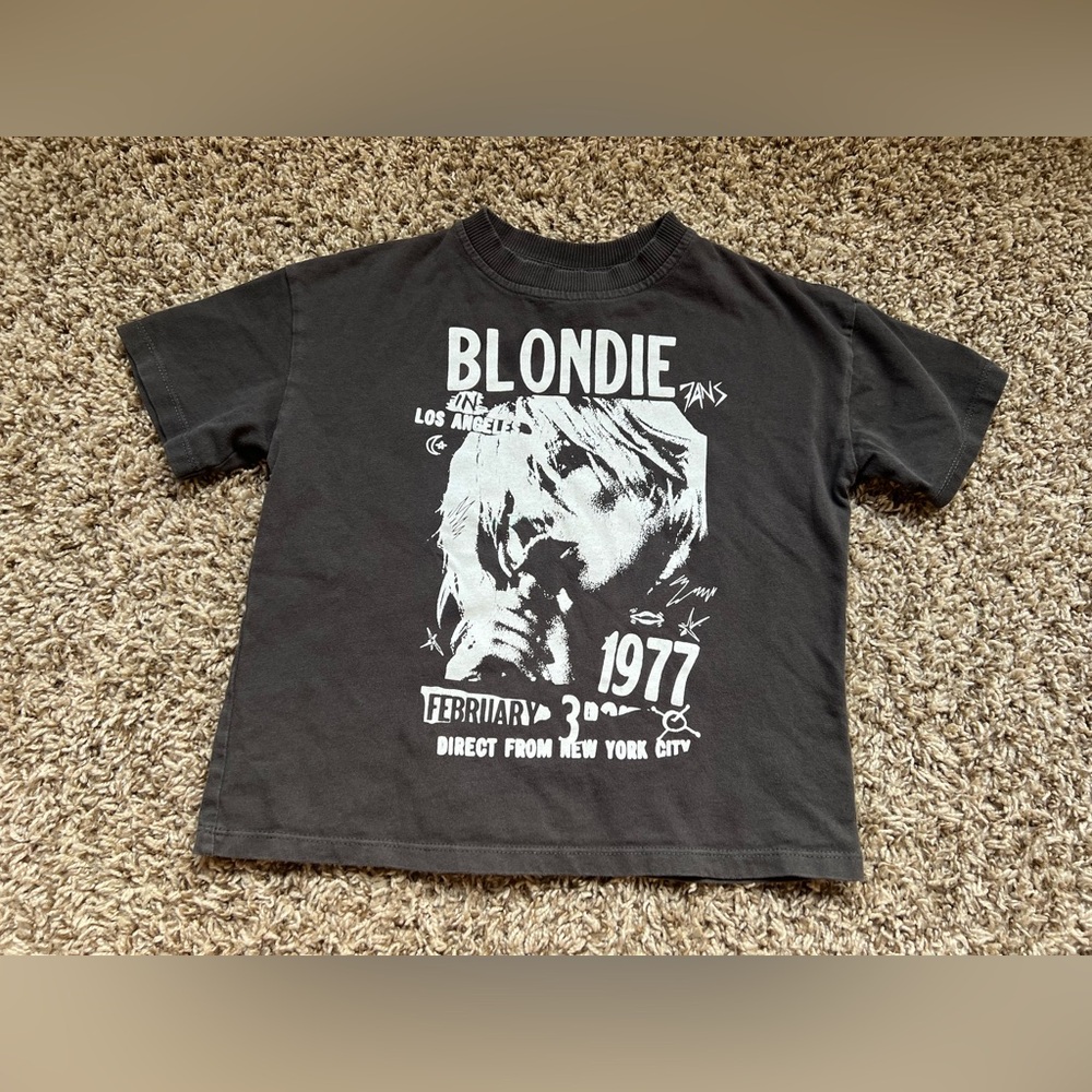 Zara Girl T-shirt size 7yo.